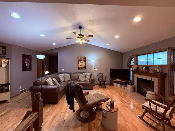 1402 William AVE, Montevideo, MN 56265