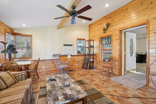 Saint Croix Falls, WI 54024,221 N Jefferson ST