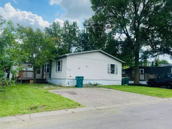 7800 Maple Hill RD, Corcoran, MN 55340