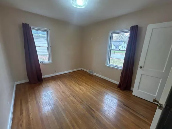 Saint Cloud, MN 56303,152 33rd AVE N