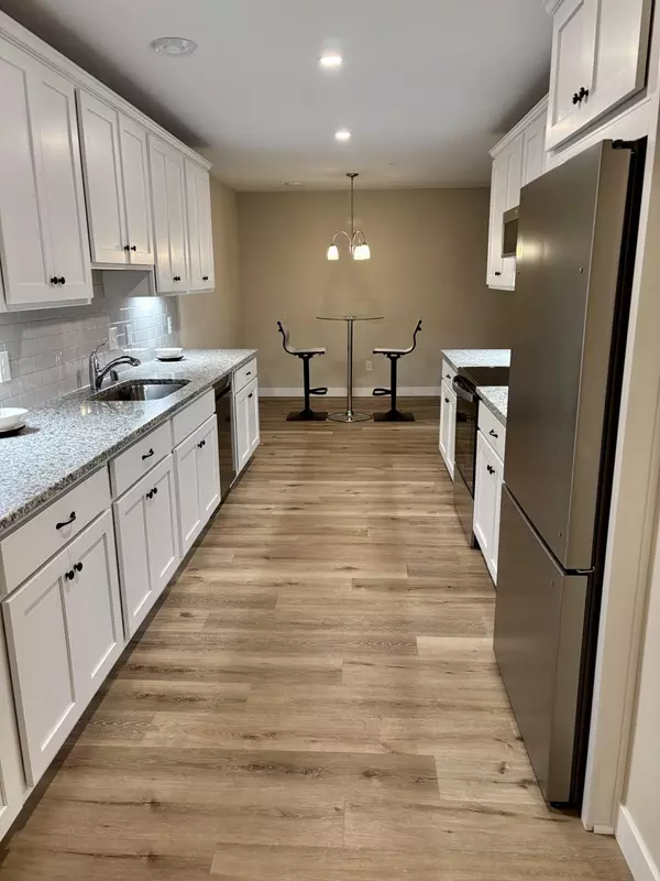 Savage, MN 55378,7806 W 145th ST