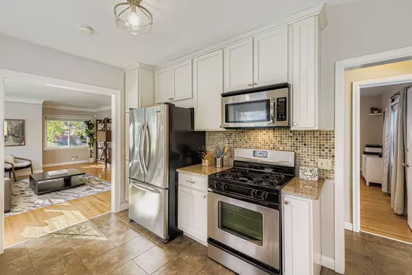 Saint Louis Park, MN 55416,2960 Zarthan AVE S