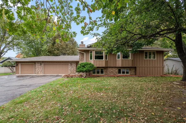 1021 W River ST, Monticello, MN 55362