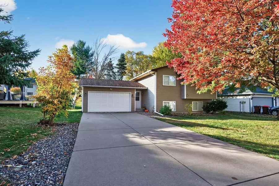 2606 Copper Cliff TRL, Woodbury, MN 55125