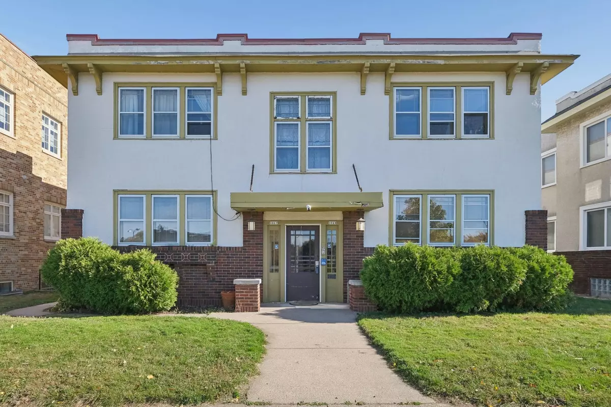 Minneapolis, MN 55407,3917 Chicago AVE