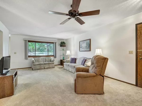 Saint Paul, MN 55106,500 Etna ST #104