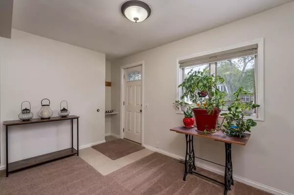 North Mankato, MN 56003,415 Sherman ST