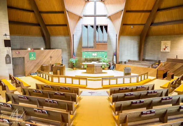 Minnetonka, MN 55343,4215 Fairview AVE