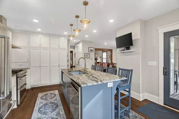 Saint Paul, MN 55104,1670 Ashland AVE