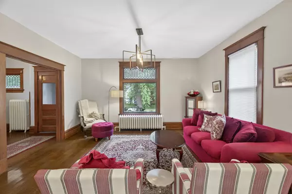 Saint Paul, MN 55104,1670 Ashland AVE