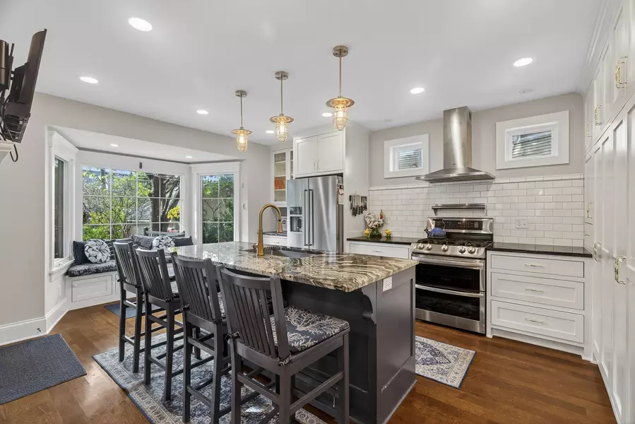 1670 Ashland AVE, Saint Paul, MN 55104