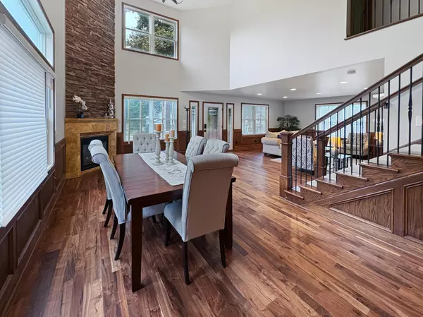 Edina, MN 55424,4407 Curve AVE