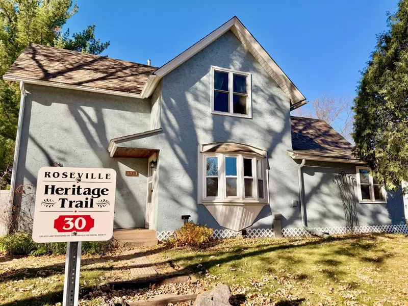 1845 Aglen ST, Roseville, MN 55113