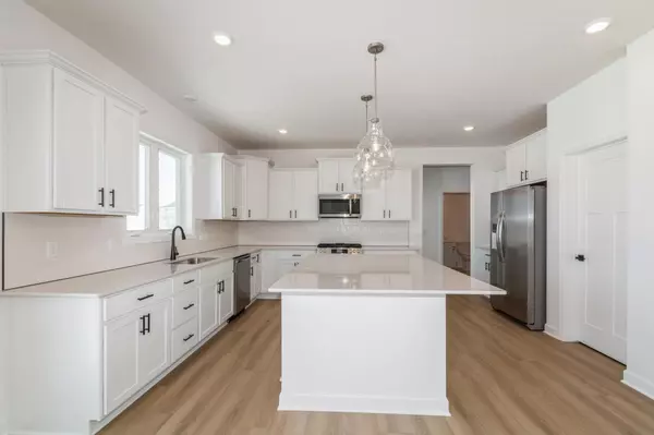 Lino Lakes, MN 55038,7536 Lotus LN