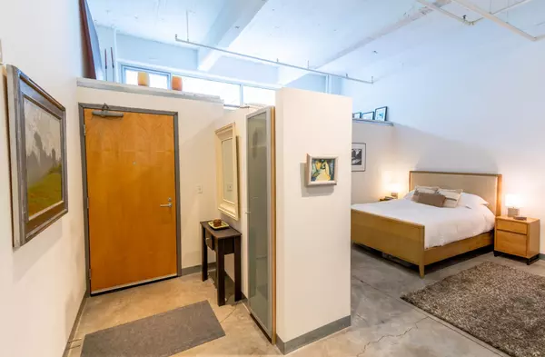 Minneapolis, MN 55401,700 Washington AVE N #507