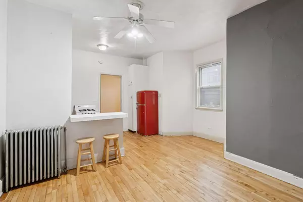 Saint Paul, MN 55102,212 Mcboal ST