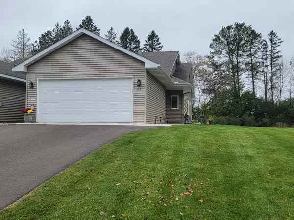 375 Maplewood CT, Isle, MN 56342