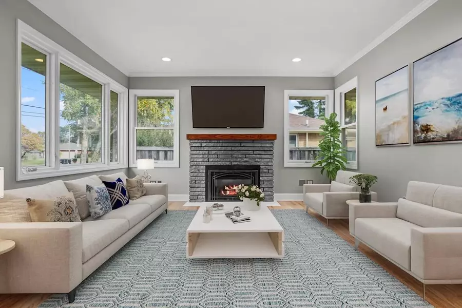 1802 Lydia AVE W, Roseville, MN 55113