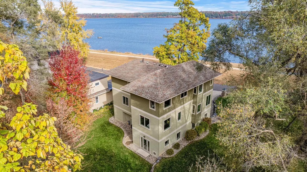 Lake Saint Croix Beach, MN 55043,1880 Riviera AVE S