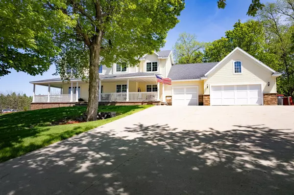 2361 Highland TRL SW, Alexandria, MN 56308