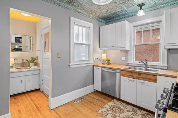 Saint Paul, MN 55102,436 Bay ST