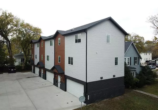 Fargo, ND 58102,703 & 705 10th AVE N