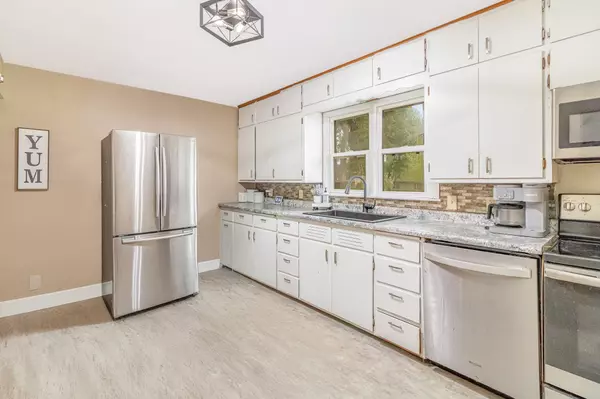 Glencoe, MN 55336,1610 Knight AVE N