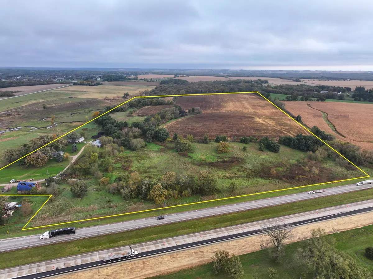 Rochester, MN 55904,4616 Groves End LN SE