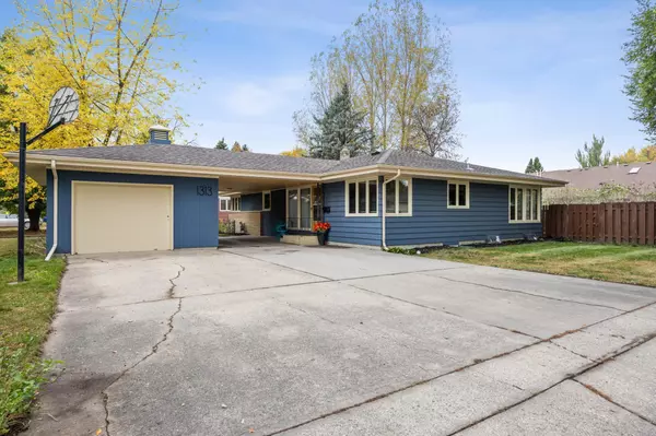 1313 2nd ST S, Moorhead, MN 56560