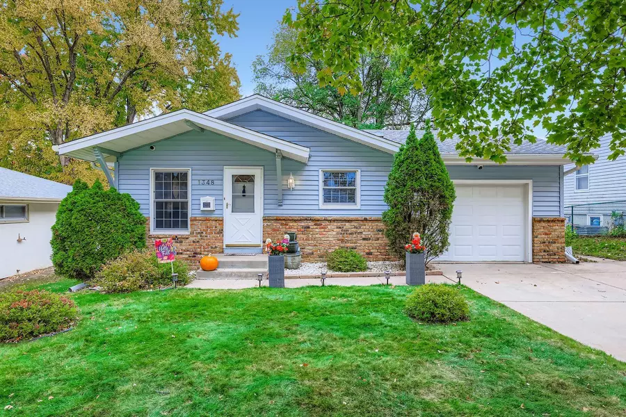 1348 Calumet AVE, West Saint Paul, MN 55118