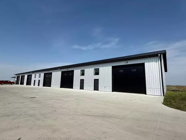 Fargo, ND 58102,4684 27th ST N #2