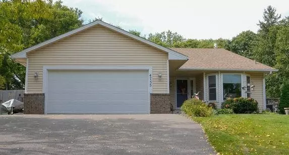 4755 Yorktown LN N, Plymouth, MN 55442