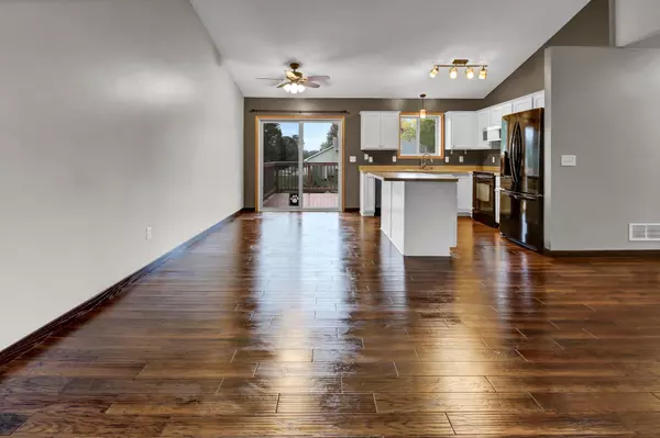 Zimmerman, MN 55398,12966 8th AVE S