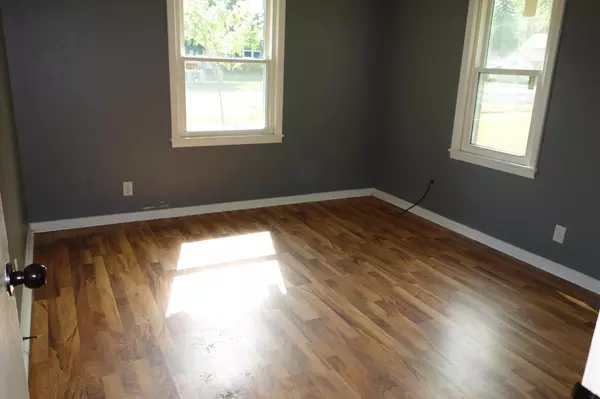 Waseca, MN 56093,605 4th AVE SE