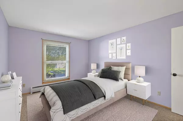 Hopkins, MN 55343,920 9th AVE S #5