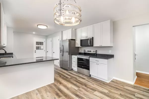 Faribault, MN 55021,1448 Glynview TRL