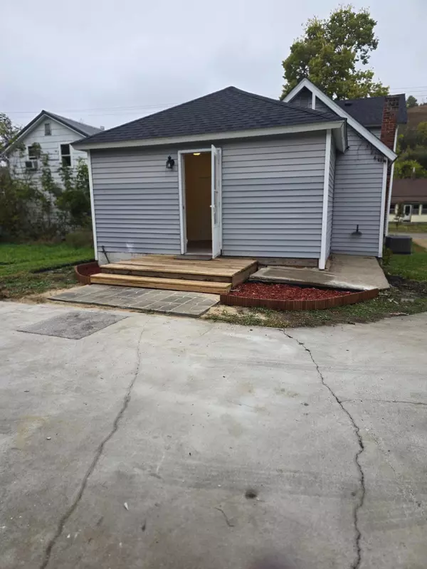 Red Wing, MN 55066,225 E 5th ST