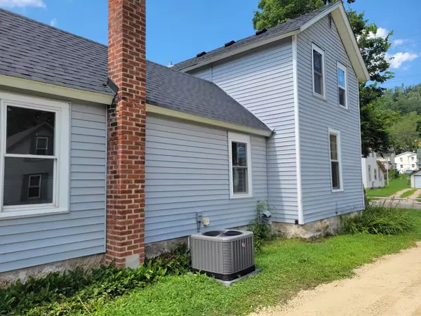 225 E 5th ST, Red Wing, MN 55066