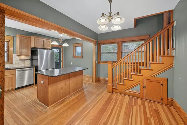 Pine Island, MN 55963,200 1st AVE NW