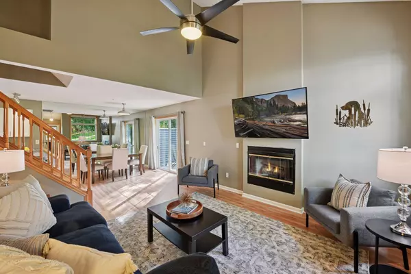 Chanhassen, MN 55317,513 Mission Hills WAY W