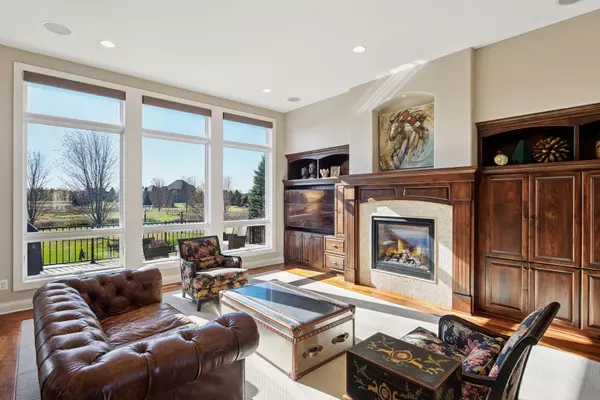 Prior Lake, MN 55372,19220 Foxfield DR