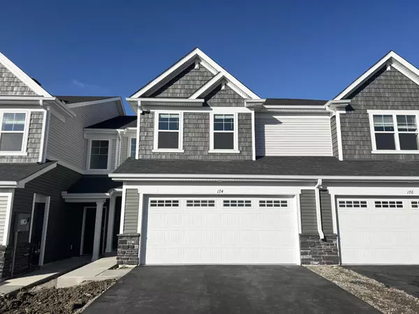 174 Huntington DR, Waconia, MN 55387