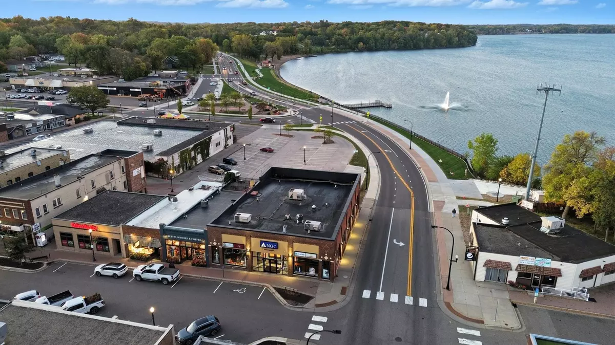 Buffalo, MN 55313,2 Division ST E