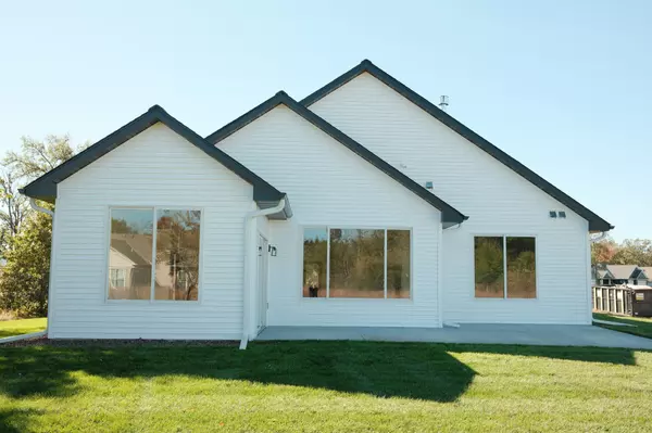 North Branch, MN 55056,4786 384th ST