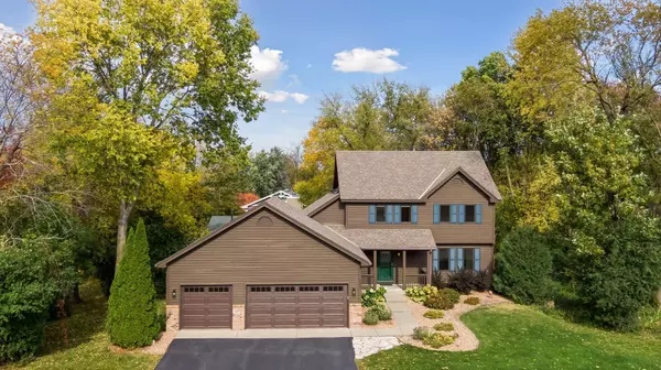 8203 174th CT W, Lakeville, MN 55044