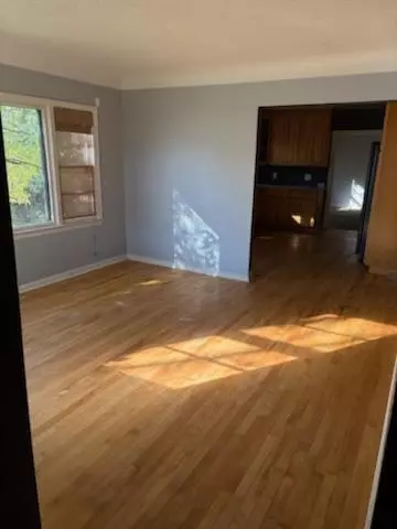 South Saint Paul, MN 55075,227 Dale ST E