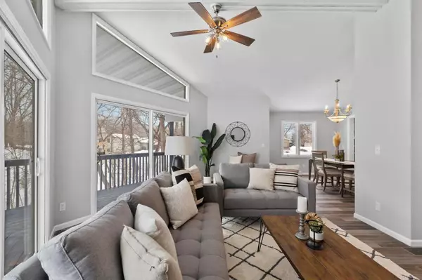 Maple Grove, MN 55311,7453 Mariner DR