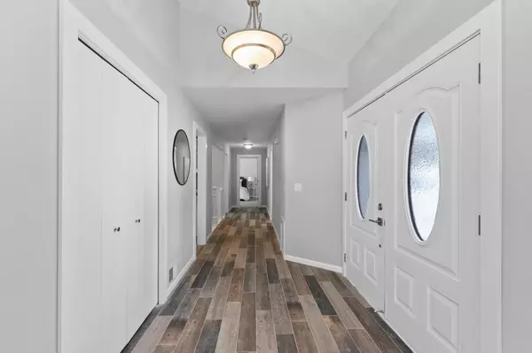 Maple Grove, MN 55311,7453 Mariner DR