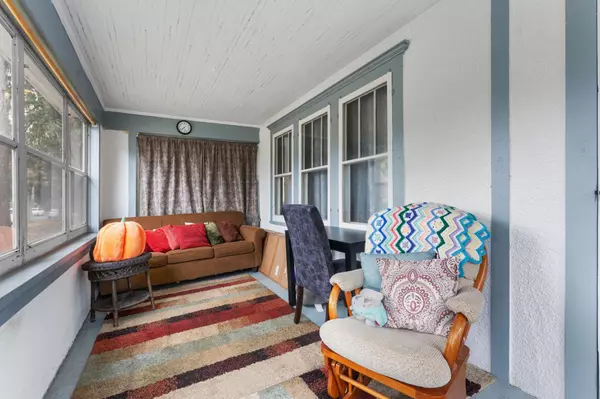 Owatonna, MN 55060,527 E Academy ST