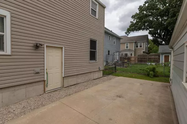 Austin, MN 55912,611 4th AVE NW